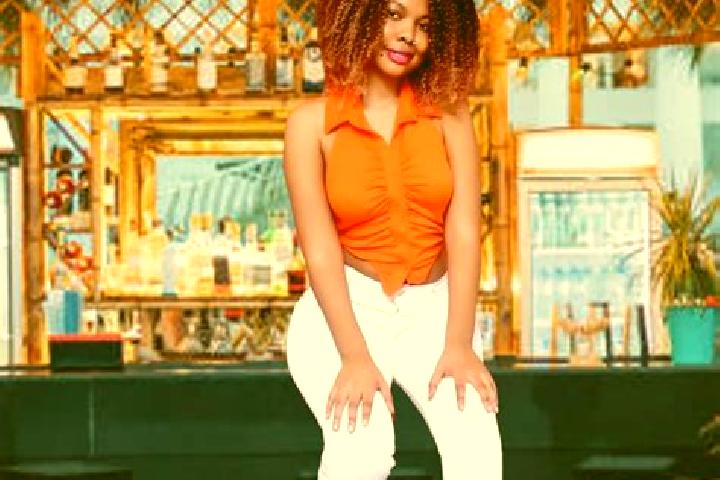 Violet, 20 — Escort in Entebbe, Uganda