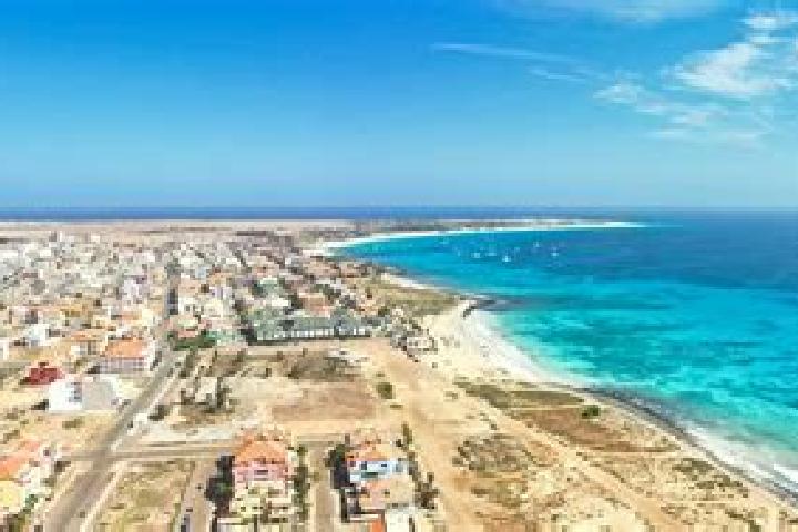 Violet, 20 — Escort in Espargos, Cape Verde