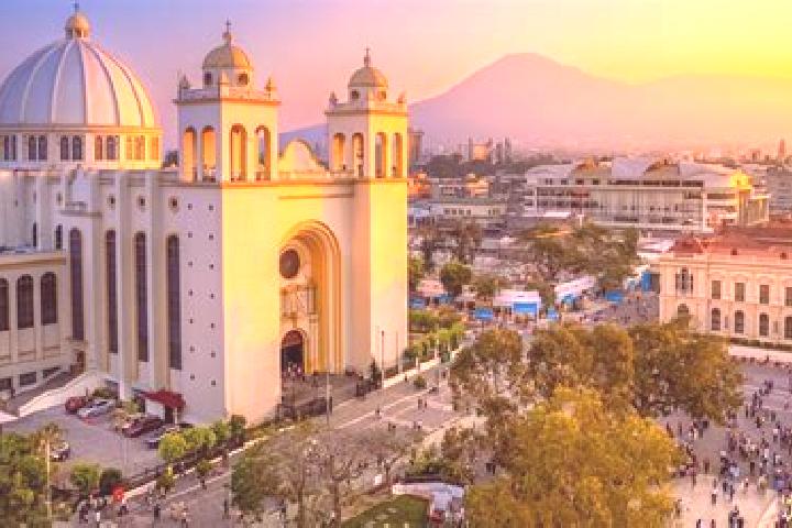 Violet, 20 — Escort in San Salvador, El Salvador