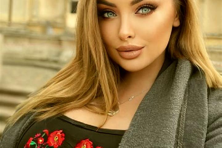 Violet, 20 — Escort in Stryi, Ukraine