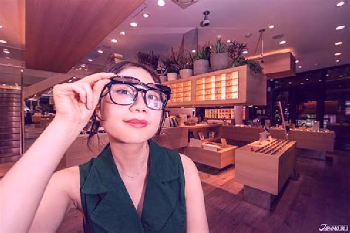 Violet, 20 — Escort in Wuleixiang, China