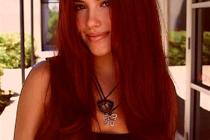 Violet, 21, a auburn dark-eyed asian companion based in Corinaldo. Offering BDSM, Massage, OWO. Available for incall and outcall, day and evening dates.
