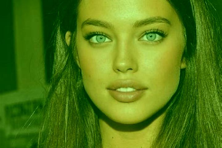 Violet, 21, a black blue-eyed mediterranean companion based in Aurice. Offering A-Level, OWO. Available for incall and outcall, day and evening dates.