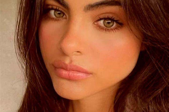 Violet, 21, a chestnut hazel-eyed indian companion based in Dynnyrne. Offering OWO, Erotic Massage, BDSM, Domination, Deep French Kissing. Available for inca...