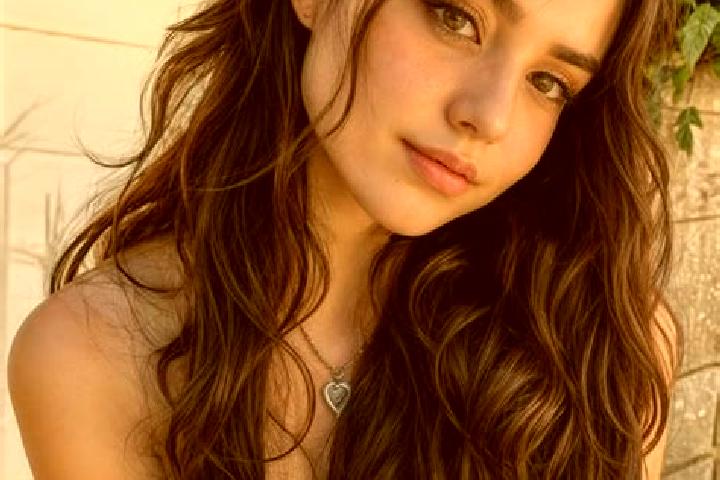 Violet, 21, a dark blonde hazel-eyed middle eastern companion based in Anglet. Offering A-Level, Massage, Dinner Date. Available for incall and outcall, over...