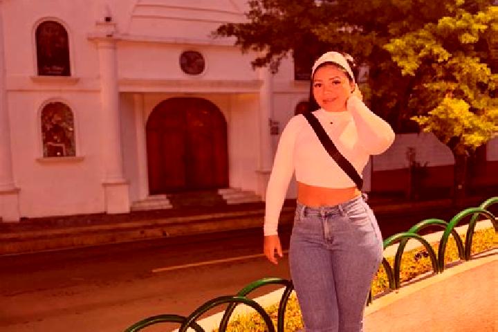 Violet, 21 — Escort in El Tigre, Honduras