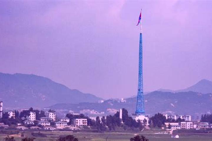 Violet, 21 — Escort in Hungju-dong, North Korea