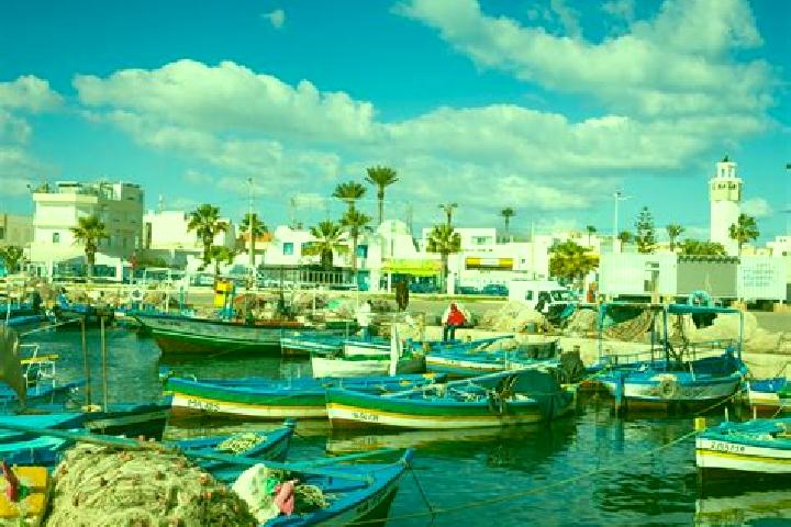 Violet, 21 — Escort in La Sebala du Mornag, Tunisia