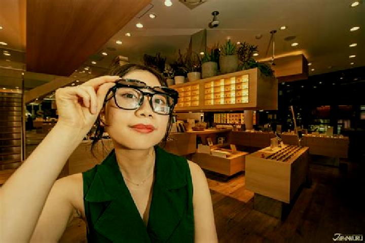 Violet, 21 — Escort in Niandui, China