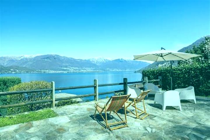 Violet, 21 — Escort in Pino sulla Sponda del Lago Maggiore, Italy