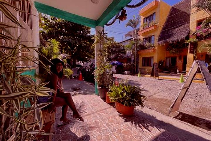 Violet, 21 — Escort in Prados San Francisco, Mexico