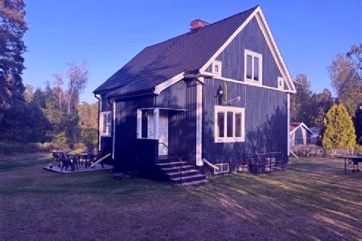 Violet, 21 — Escort in Silverdalen, Sweden