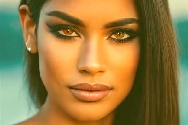 Violet, 22, a auburn brown-eyed latina companion based in Murtoa. Offering GFE, Couples, BDSM, OWO. Available for incall and outcall, day and evening dates.