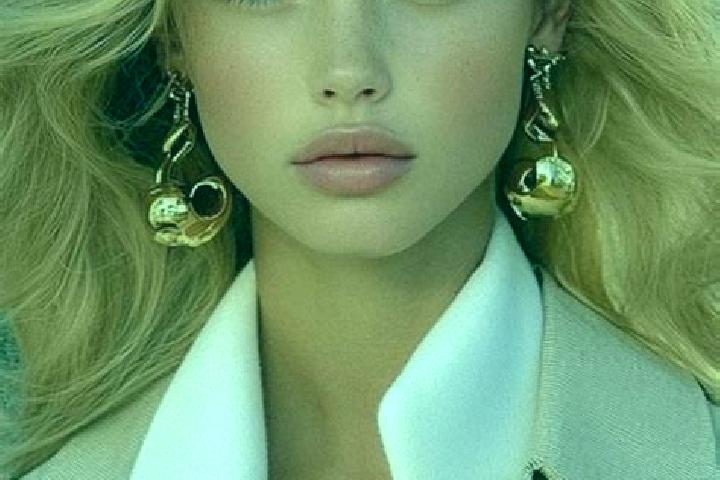 Violet, 22, a blonde brown-eyed caucasian companion based in Booral. Offering GFE, OWO, BDSM, Domination, Duos. Available for incall and outcall, overnight b...