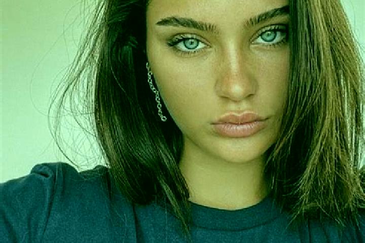 Violet, 22, a brunette dark-eyed asian companion based in Breznita Ocol. Offering A-Level, Erotic Massage, GFE, Striptease, Couples. Available for incall and...