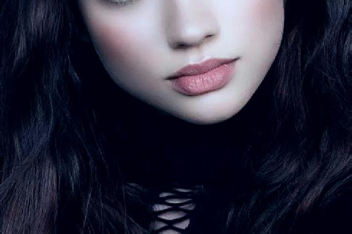 Violet, 22, a brunette dark-eyed ebony companion based in Aguscello. Offering CIM, 69, Tantra, Erotic Massage. Available for incall and outcall, overnight bo...