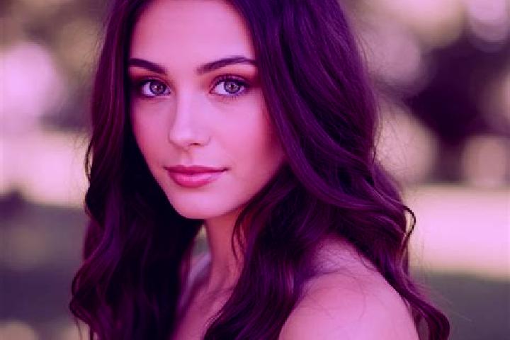 Violet, 22, a brunette hazel-eyed mediterranean companion based in Caravaggio. Offering Dinner Date, 69, Girlfriend Experience. Available for incall and outc...