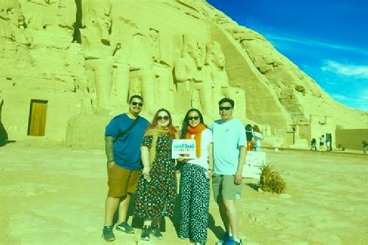 Violet, 22 — Escort in Abu Simbel, Egypt