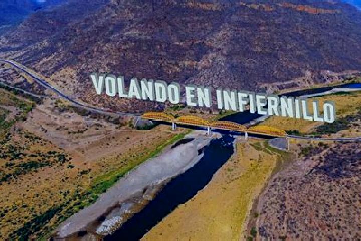 Violet, 22 — Escort in El Infiernillo, Mexico