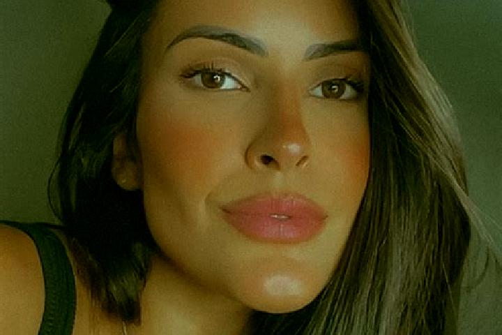 Violet, 22 — Escort in Lari, Peru