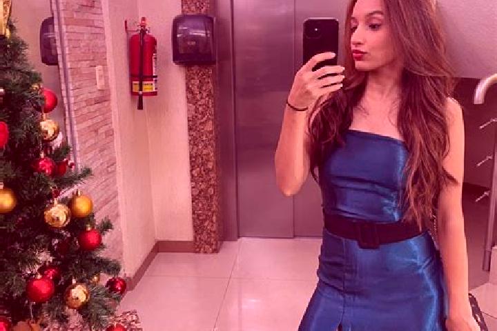 Violet, 22 — Escort in Limpio, Paraguay