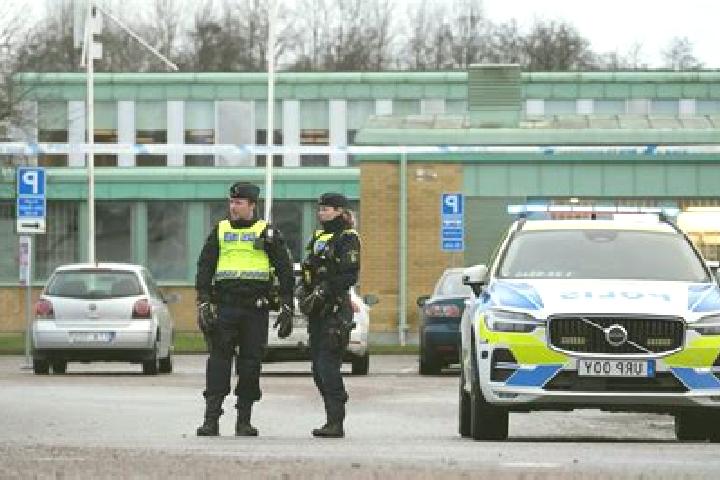 Violet, 22 — Escort in Listerby, Sweden