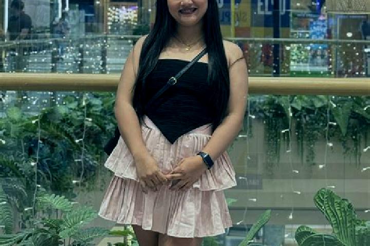 Violet, 22 — Escort in Payocpoc Sur, Philippines
