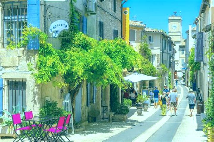 Violet, 22 — Escort in Saint-Remy-de-Provence, France