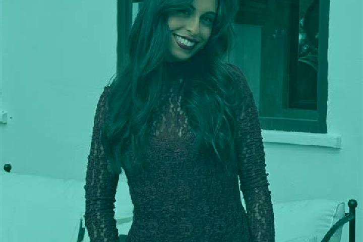 Violet, 22 — Escort in Sant, Romania