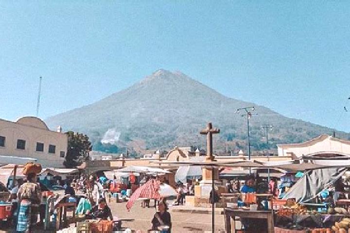 Violet, 22 — Escort in Santa Maria de Jesus, Guatemala