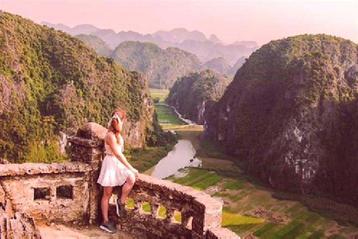 Violet, 22 — Escort in Thi Tran Nguyen Binh, Vietnam