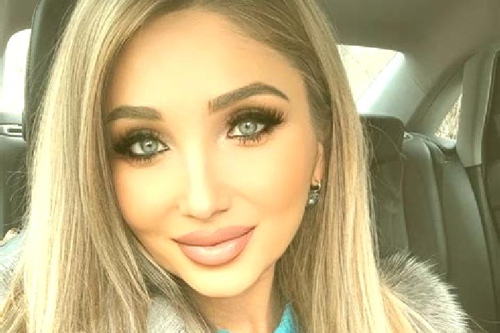 Violet, 22 — Escort in Valy, Russia