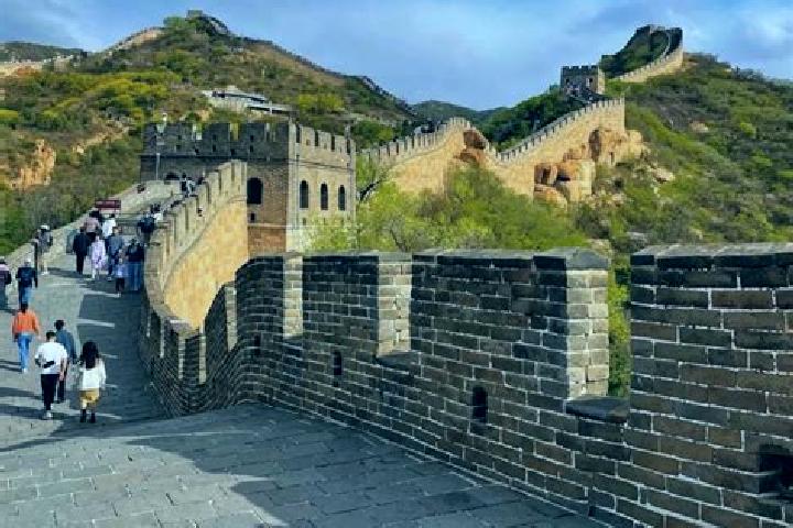 Violet, 22 — Escort in Zhonghou, China
