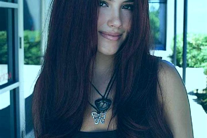 Violet, 23, a auburn dark-eyed caribbean companion based in Sietinfla. Offering Tantra, Overnight, OWO. Available for incall and outcall, day and evening dates.