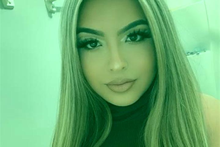 Violet, 23, a blonde brown-eyed latina companion based in Batumi. Offering Overnight, CIM, Duos, A-Level. Available for incall and outcall, day and evening d...