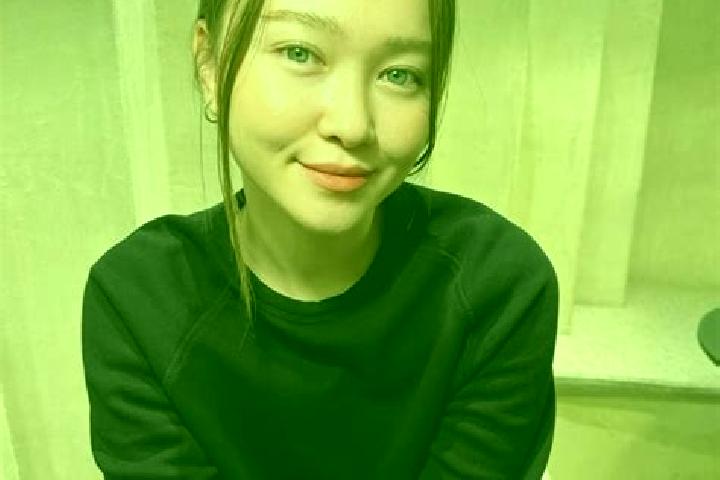 Violet, 23, a brunette blue-eyed asian companion based in Neerim South. Offering GFE, Couples, Prostate Massage, BDSM. Available for incall and outcall, day ...