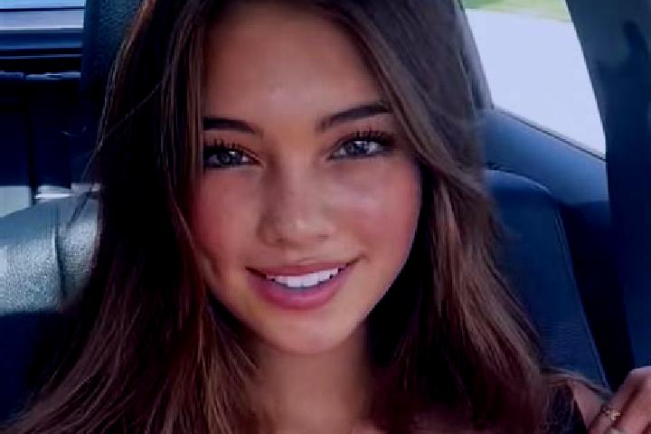 Violet, 23, a dark blonde brown-eyed caribbean companion based in Brancoveanu. Offering Striptease, 69, Tantra. Available for incall and outcall, overnight b...