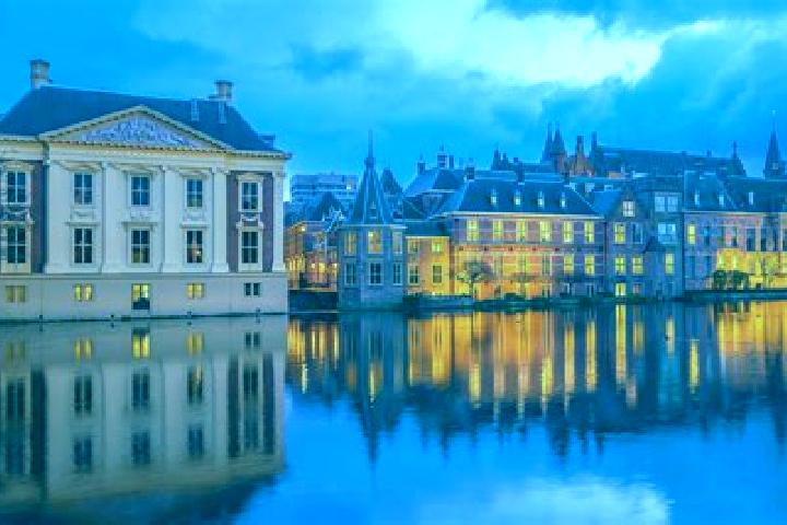 Violet, 23 — Escort in Binnenhof, Netherlands