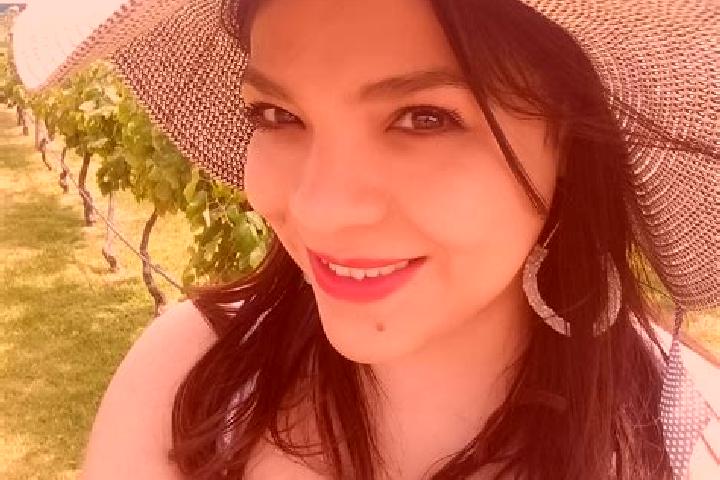 Violet, 23 — Escort in Los Palacios, Cuba