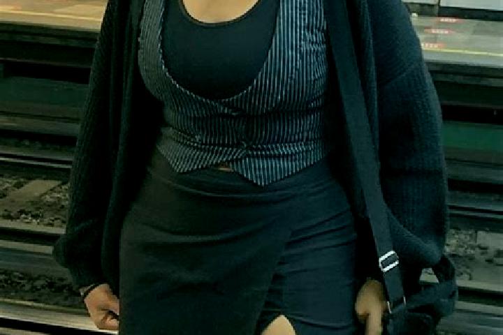 Violet, 23 — Escort in Mrgavan, Armenia