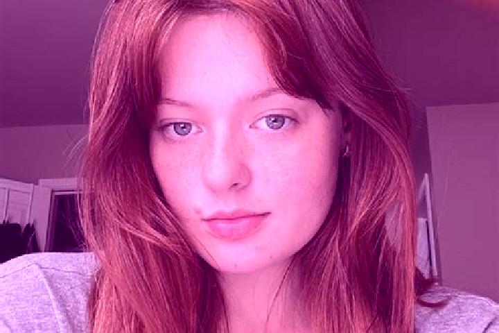 Violet, 24, a auburn amber-eyed european companion based in Ellhofen. Offering Prostate Massage, Girlfriend Experience. Available for incall and outcall, ove...