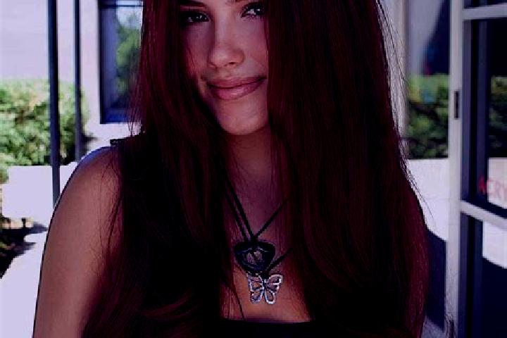 Violet, 24, a auburn brown-eyed caribbean companion based in Kingsbridge. Offering Prostate Massage, Party Girl, GFE. Available for incall and outcall, day a...