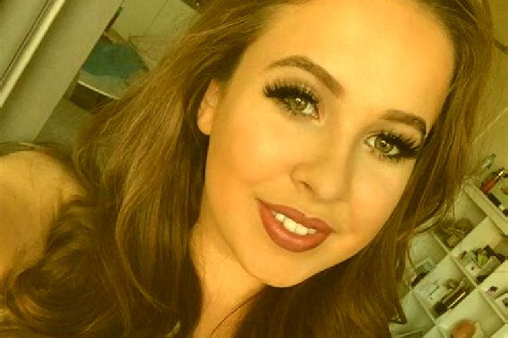 Violet, 24, a brunette amber-eyed slavic companion based in Cakilkoey. Offering Girlfriend Experience, Striptease, 69, Dinner Date, CIM. Available for incall...