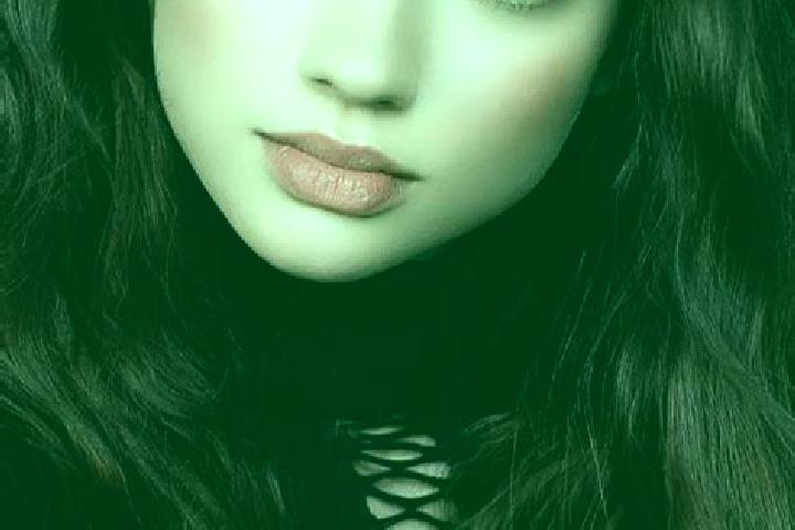 Violet, 24, a brunette dark-eyed caucasian companion based in Vaendra. Offering Dinner Date, Duos, Erotic Massage, Girlfriend Experience. Available for incal...