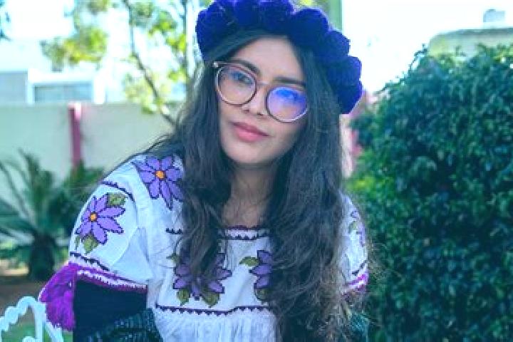 Violet, 24 — Escort in Ahuiran, Mexico