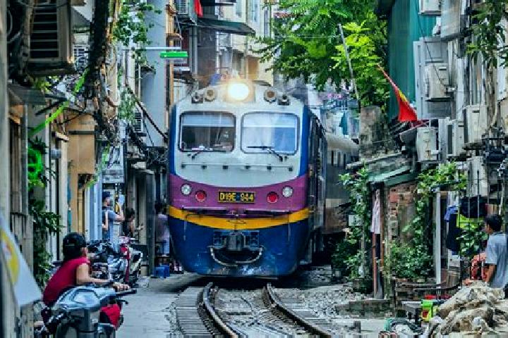 Violet, 24 — Escort in Long Ho, Vietnam