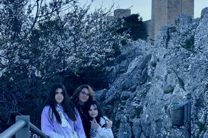 Violet, 24 — Escort in Porcuna, Spain