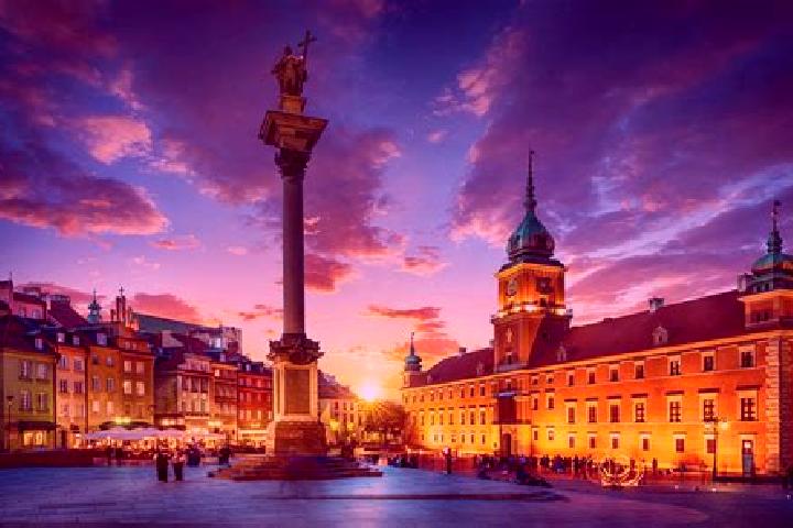 Violet, 24 — Escort in Warsaw, Poland