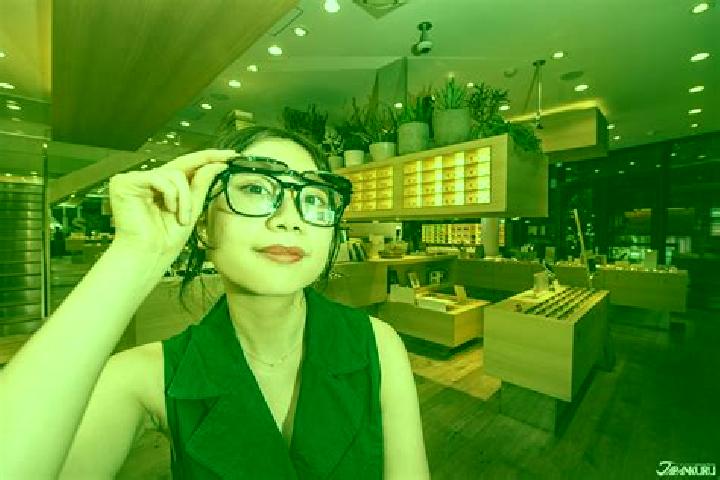 Violet, 24 — Escort in Yangmiao, China