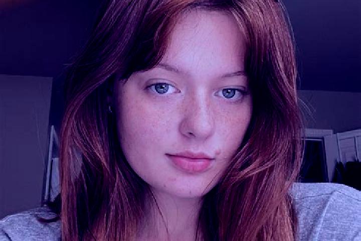 Violet, 25, a auburn amber-eyed asian companion based in Santa Rita de Caldas. Offering CIM, Couples, GFE. Available for incall and outcall, overnight bookin...
